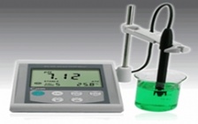  在進行pH測試時，探頭與儀器設(shè)置應注意哪些問題？